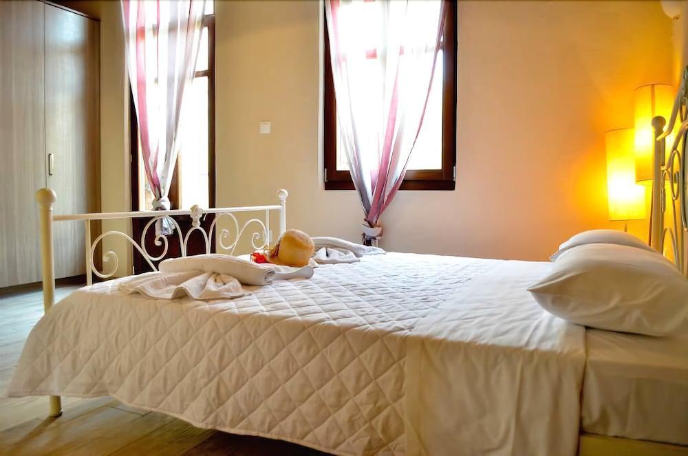 Asikiko Suites Rethymno  Exterior photo